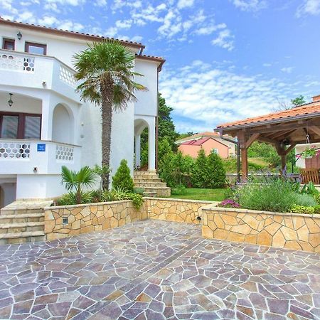 Apartments Stolfa Крк Екстер'єр фото